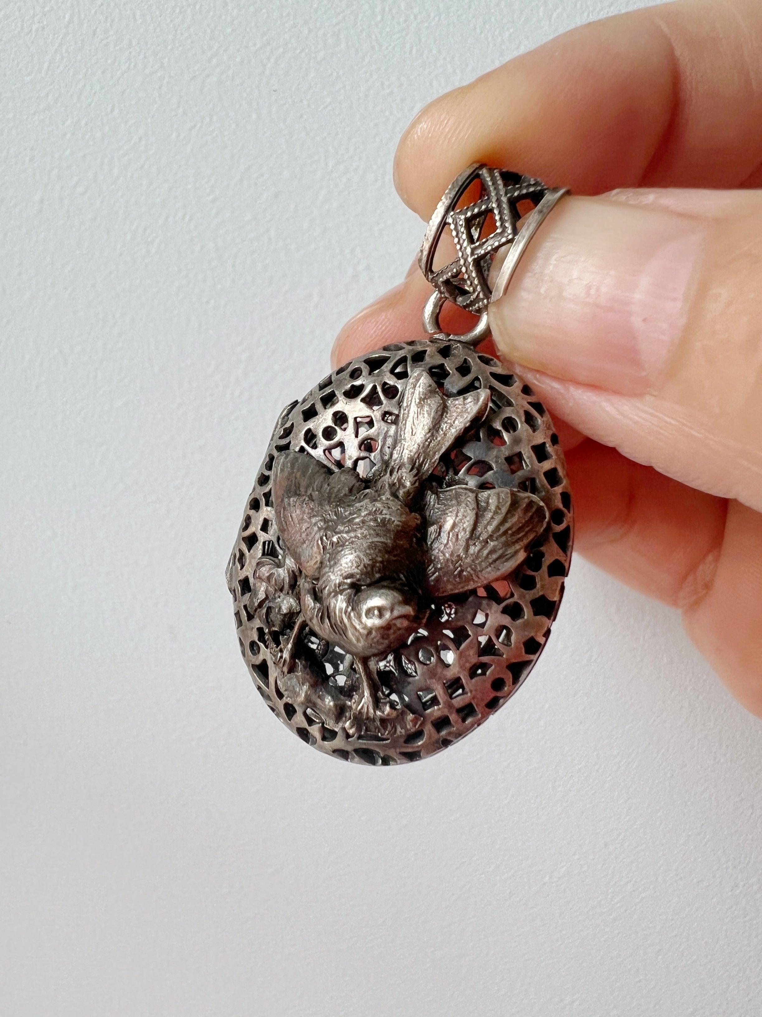 Lovely Victorian era silver magpie bird photo locket pendant - Curiously timeless