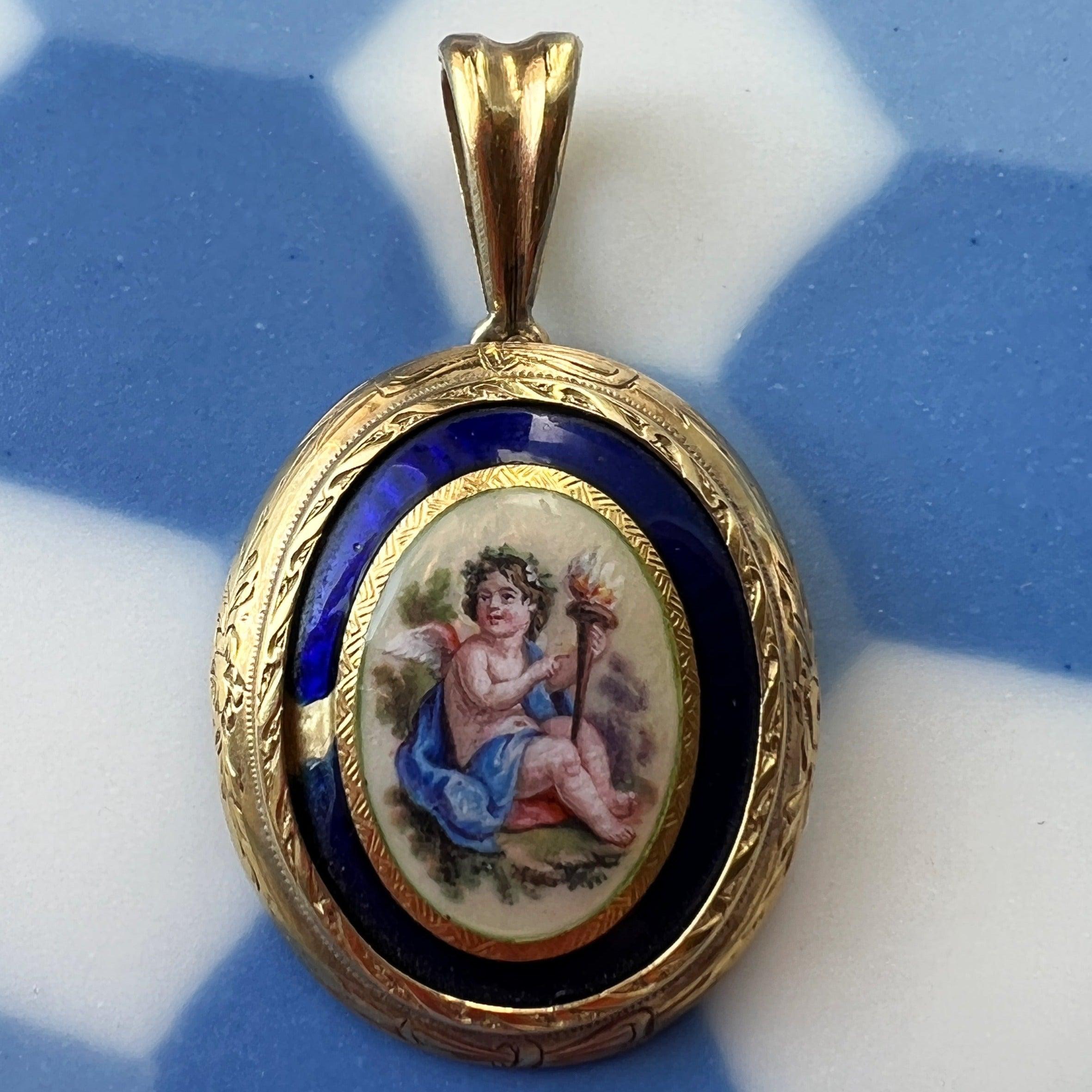 Beautiful Victorian 18K gold enameled miniature cherub/angel pendant - Curiously timeless