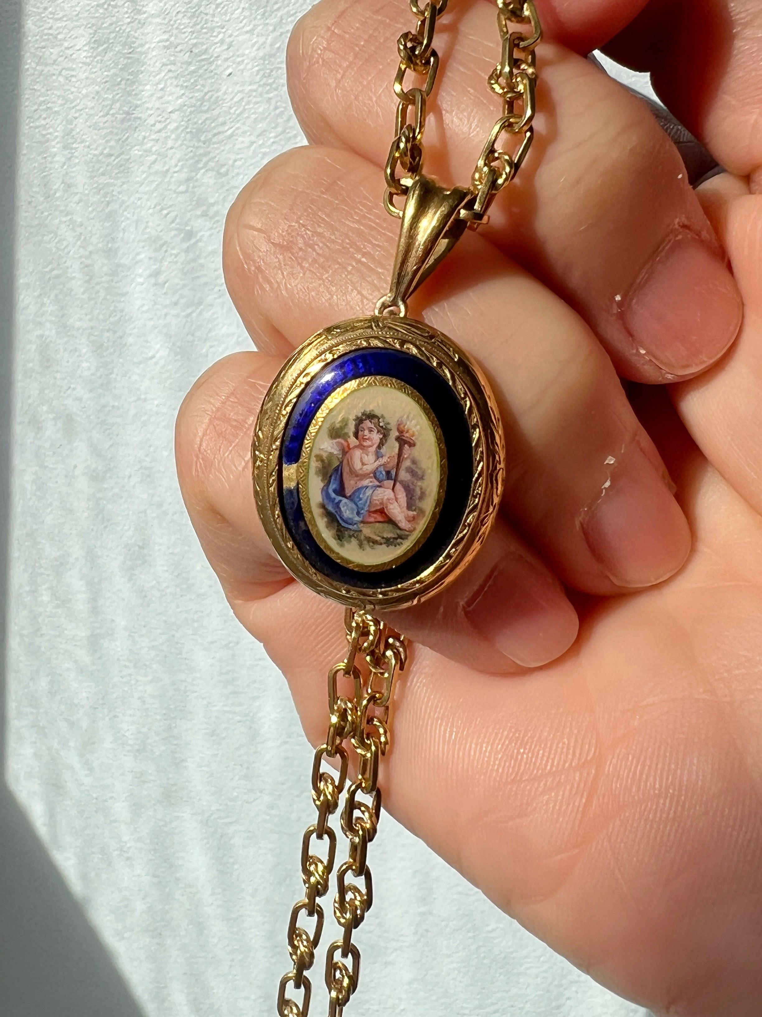 Beautiful Victorian 18K gold enameled miniature cherub/angel pendant - Curiously timeless