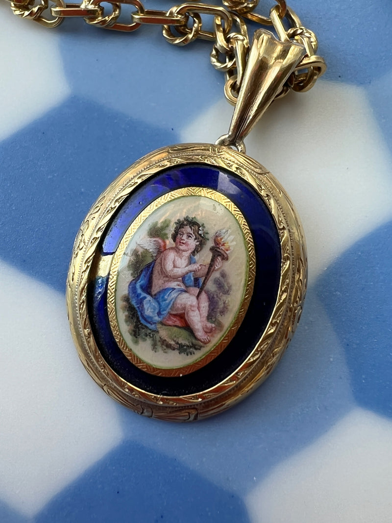 Beautiful Victorian 18K gold enameled miniature cherub/angel pendant