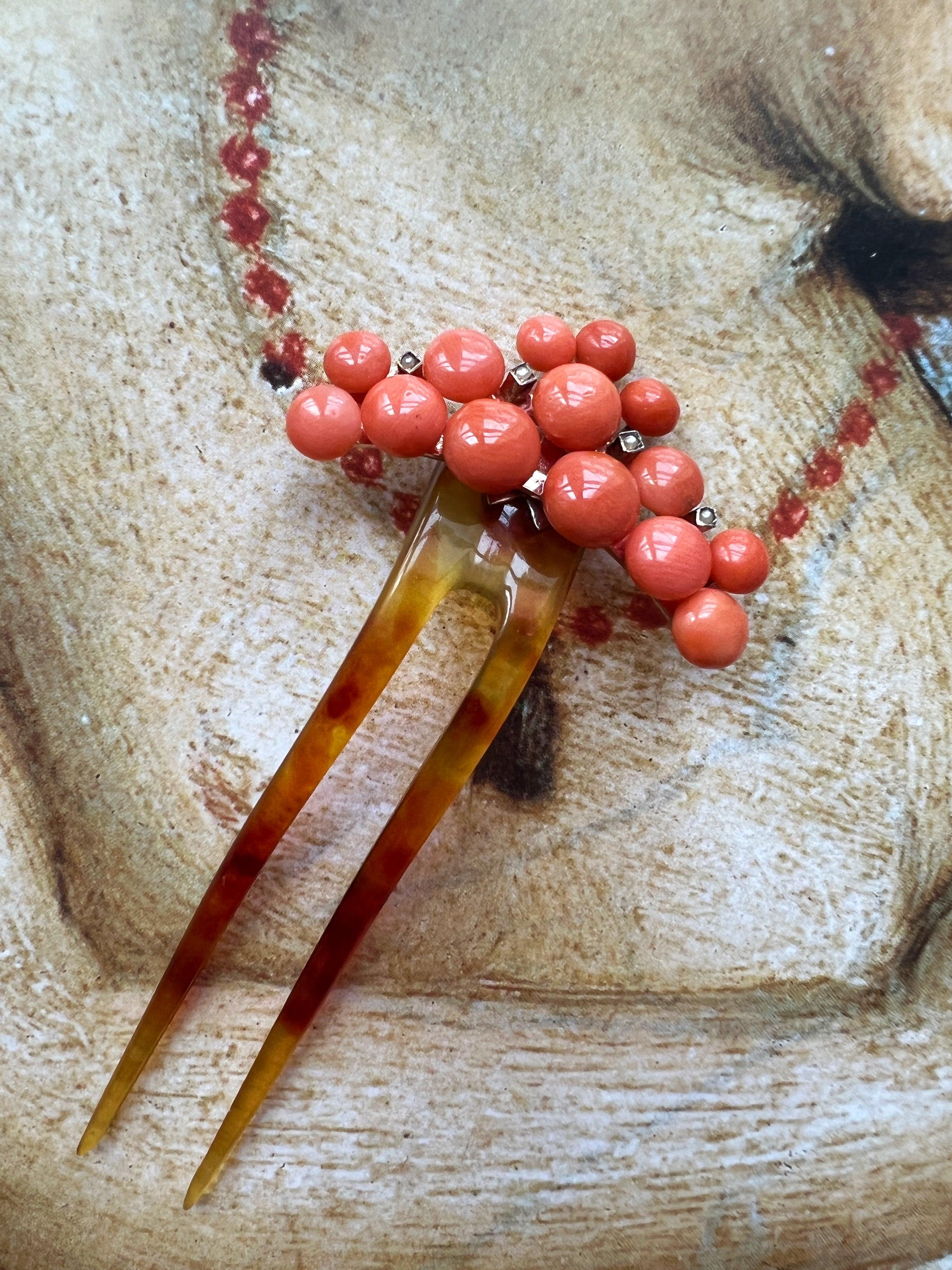 Antique coral pearl beads hair comb - Curiously timeless