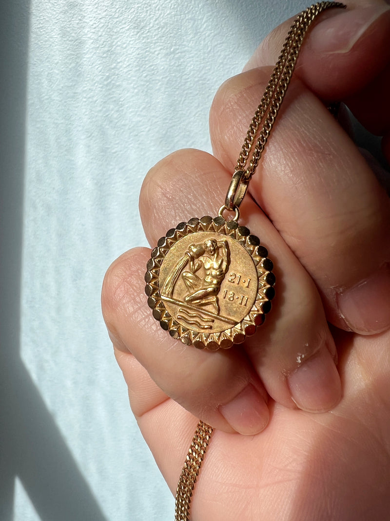 Beautiful French Vintage Zodiac Aquarius 18K gold medal pendant