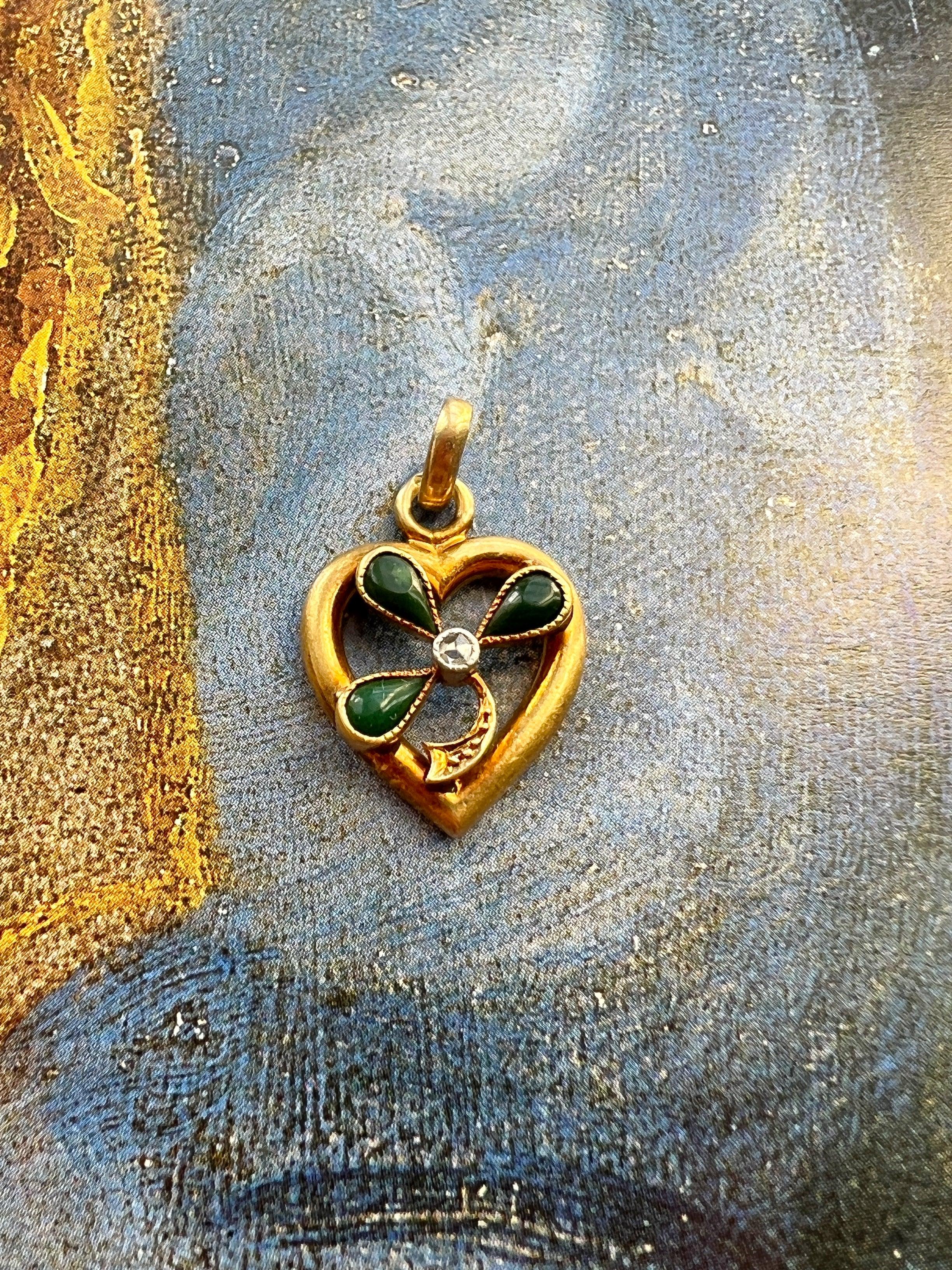 Sweet antique 18K gold Shamrock Clover heart diamond pendant - Curiously timeless