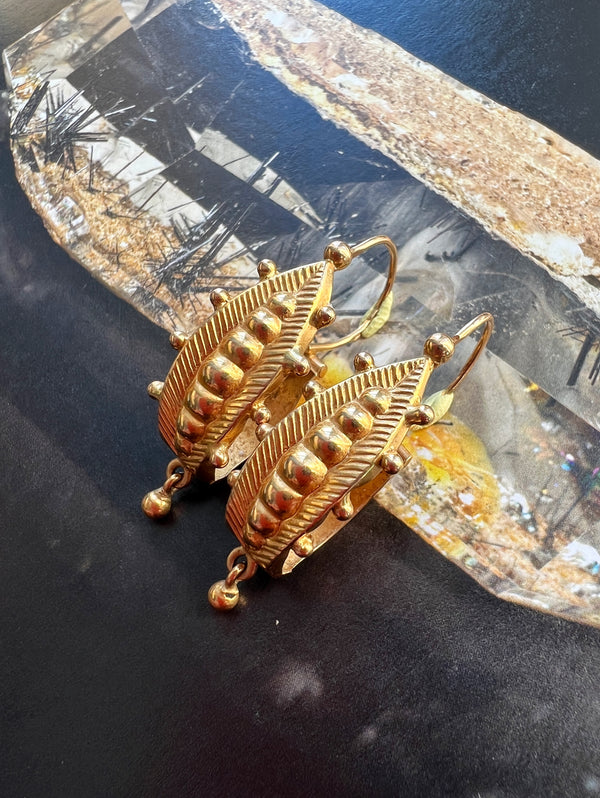 Rare Georgian 18K gold French Poissarde earrings