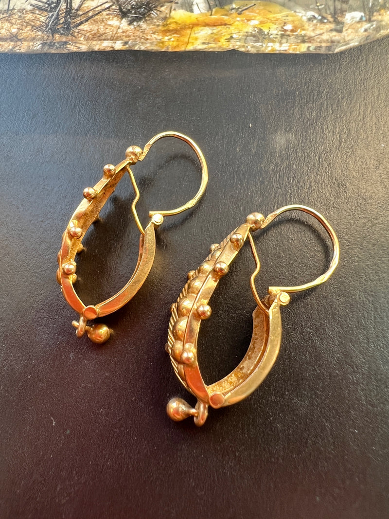 Rare Georgian 18K gold French Poissarde earrings