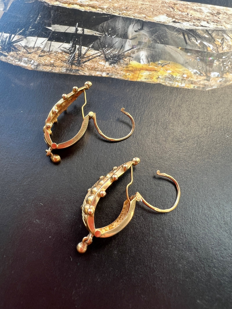 Rare Georgian 18K gold French Poissarde earrings