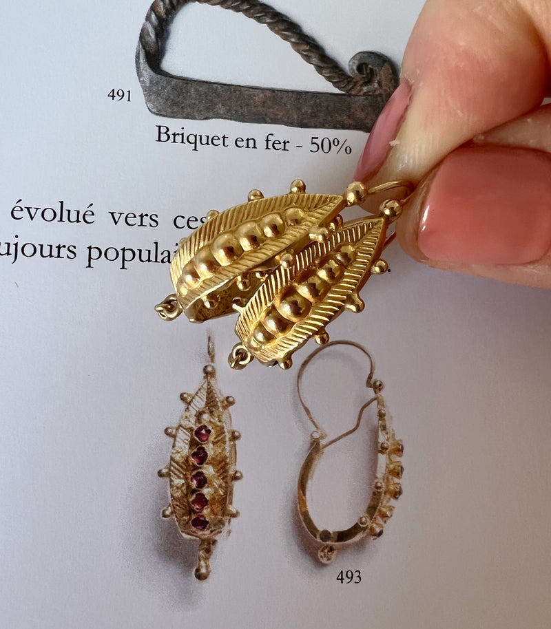 Rare Georgian 18K gold French Poissarde earrings