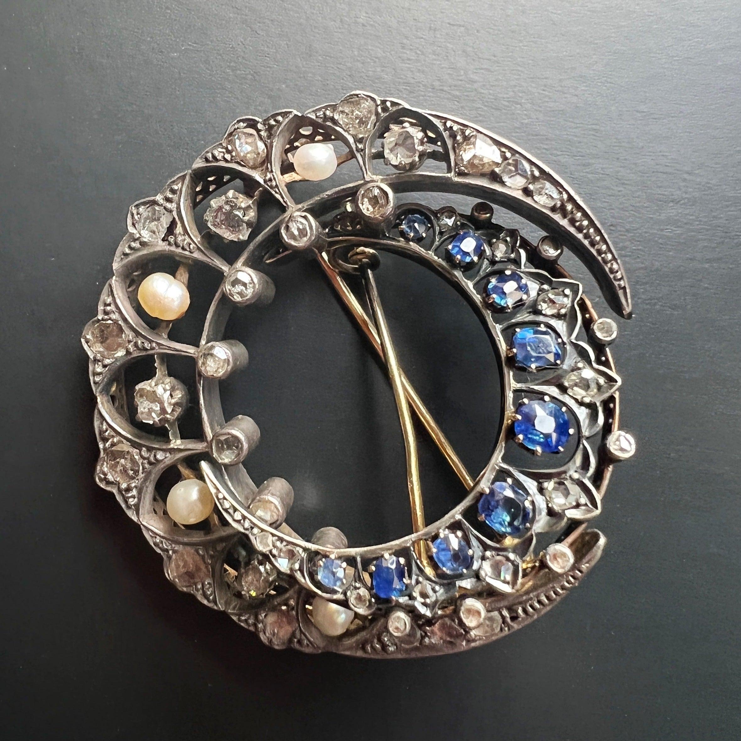 Victorian era 18K gold diamond blue sapphire crescent moon brooch - Curiously timeless