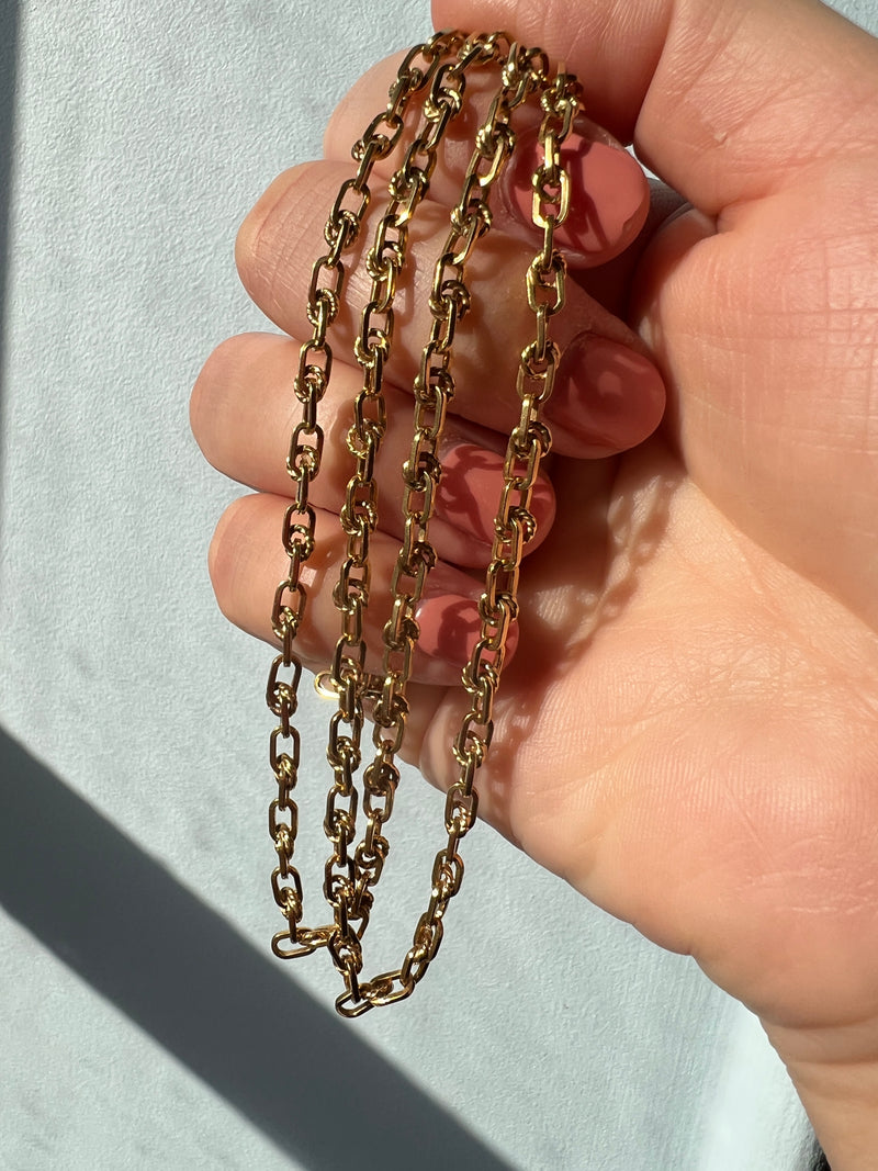 Fabulous Vintage 18K solid gold fancy link long guard chain necklace