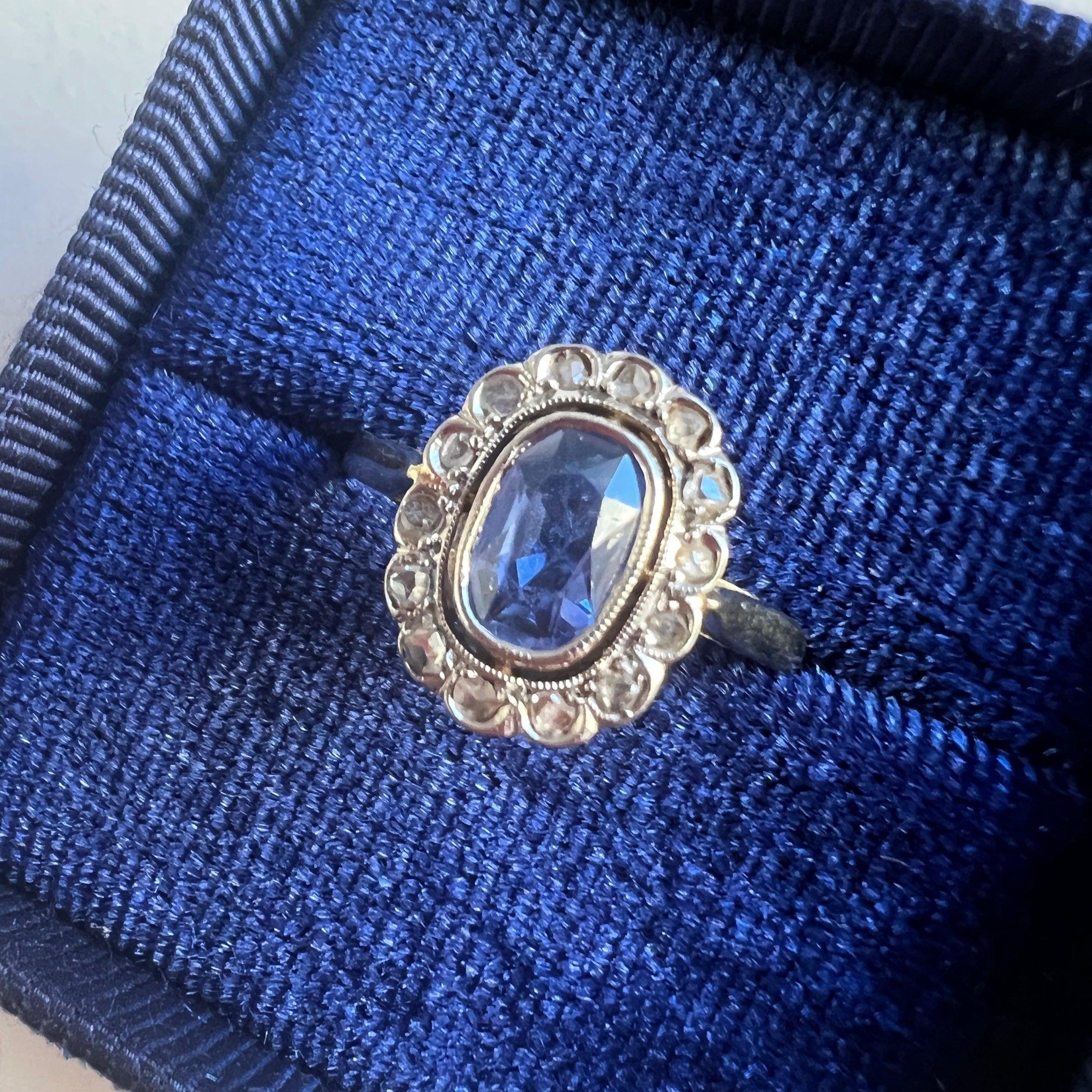 Edwardian era 18K gold blue sapphire and diamond ring - Curiously timeless