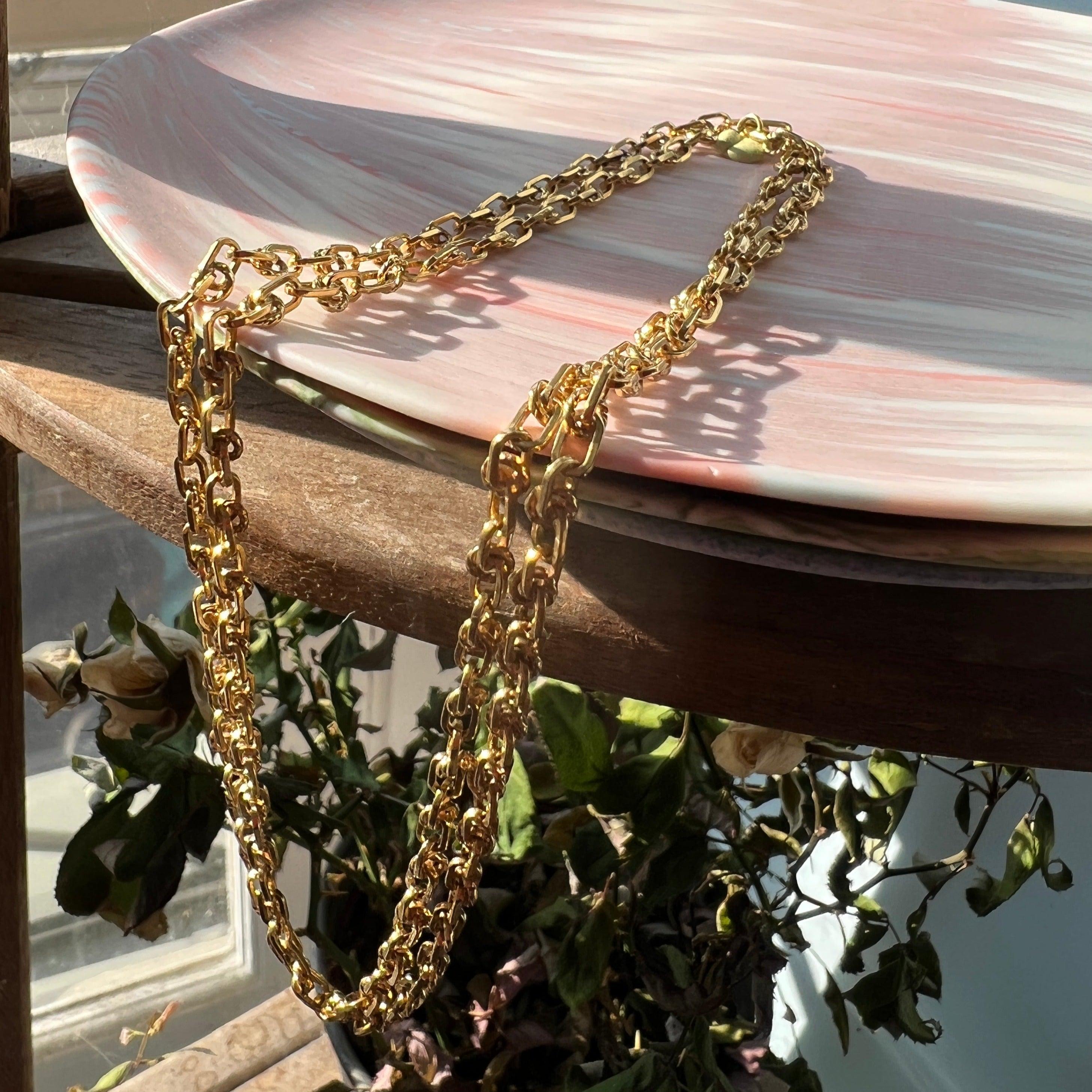 Fabulous Vintage 18K solid gold fancy link long guard chain necklace - Curiously timeless