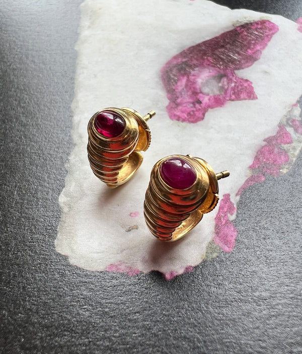 French Vintage 18K gold ruby snake tail earrings