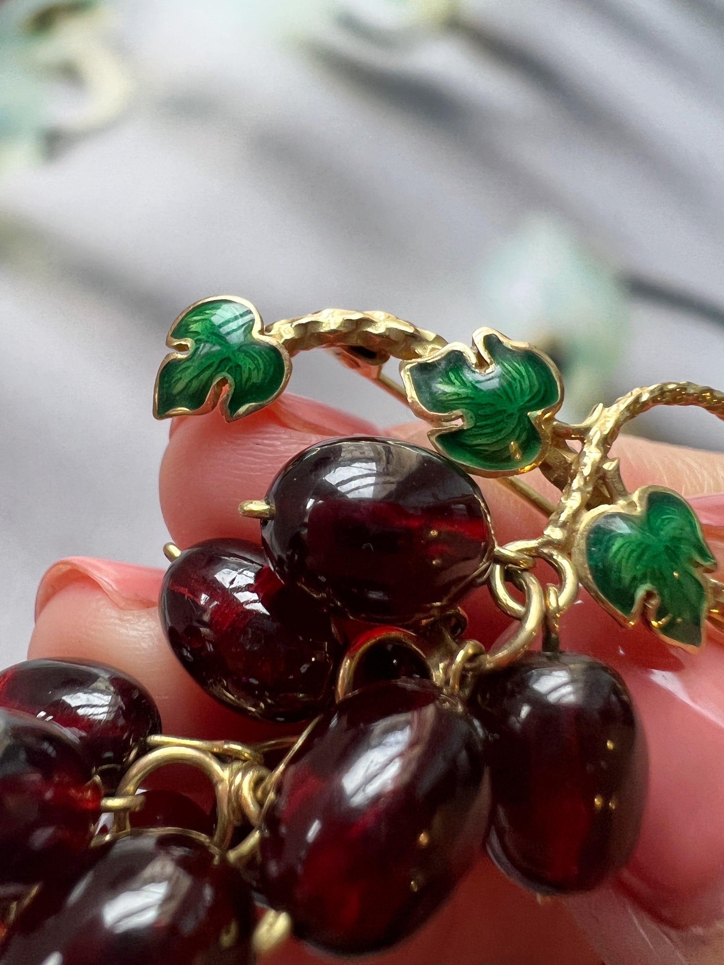 Antique garnet 18K gold Grapes Brooch - Curiously timeless