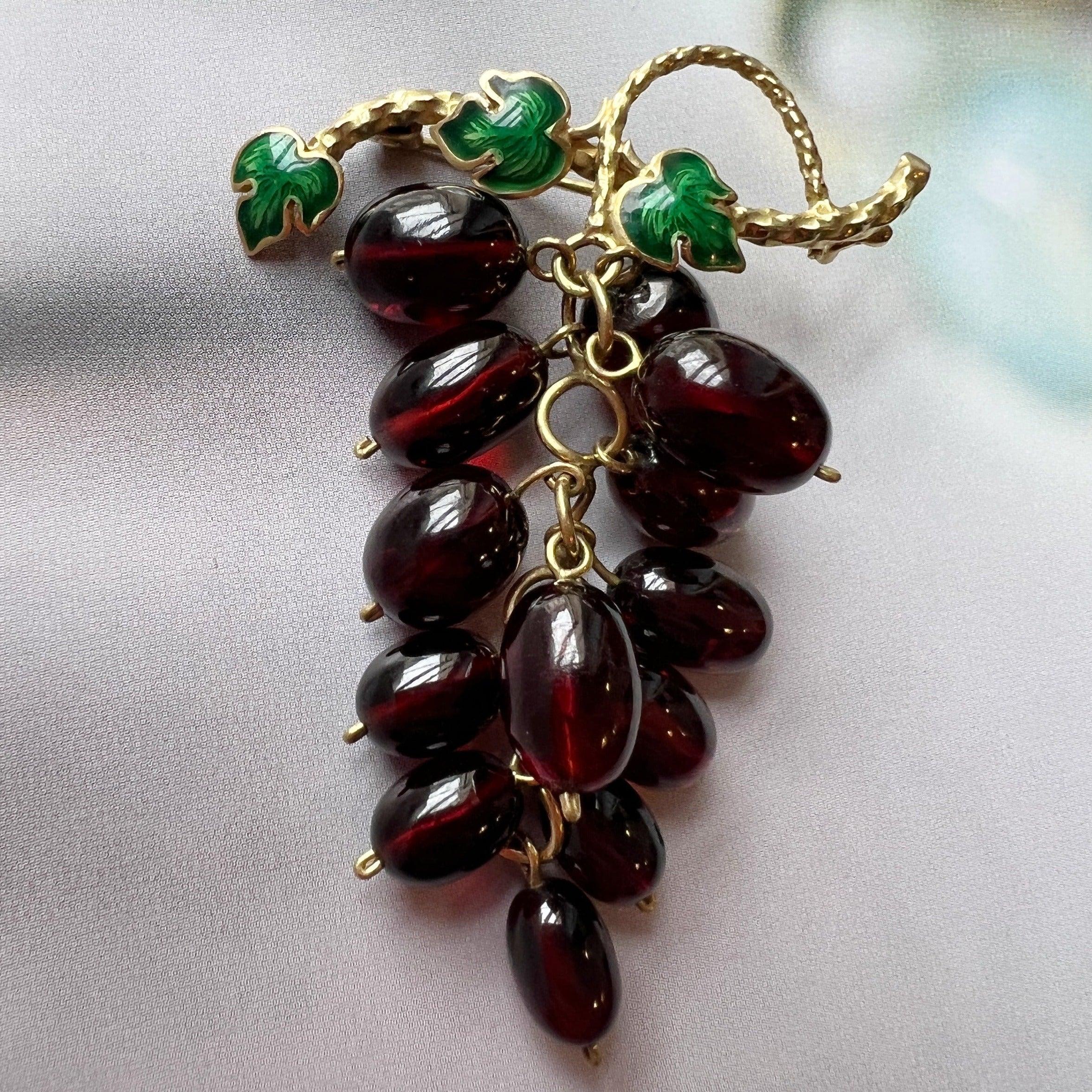 Antique garnet 18K gold Grapes Brooch - Curiously timeless