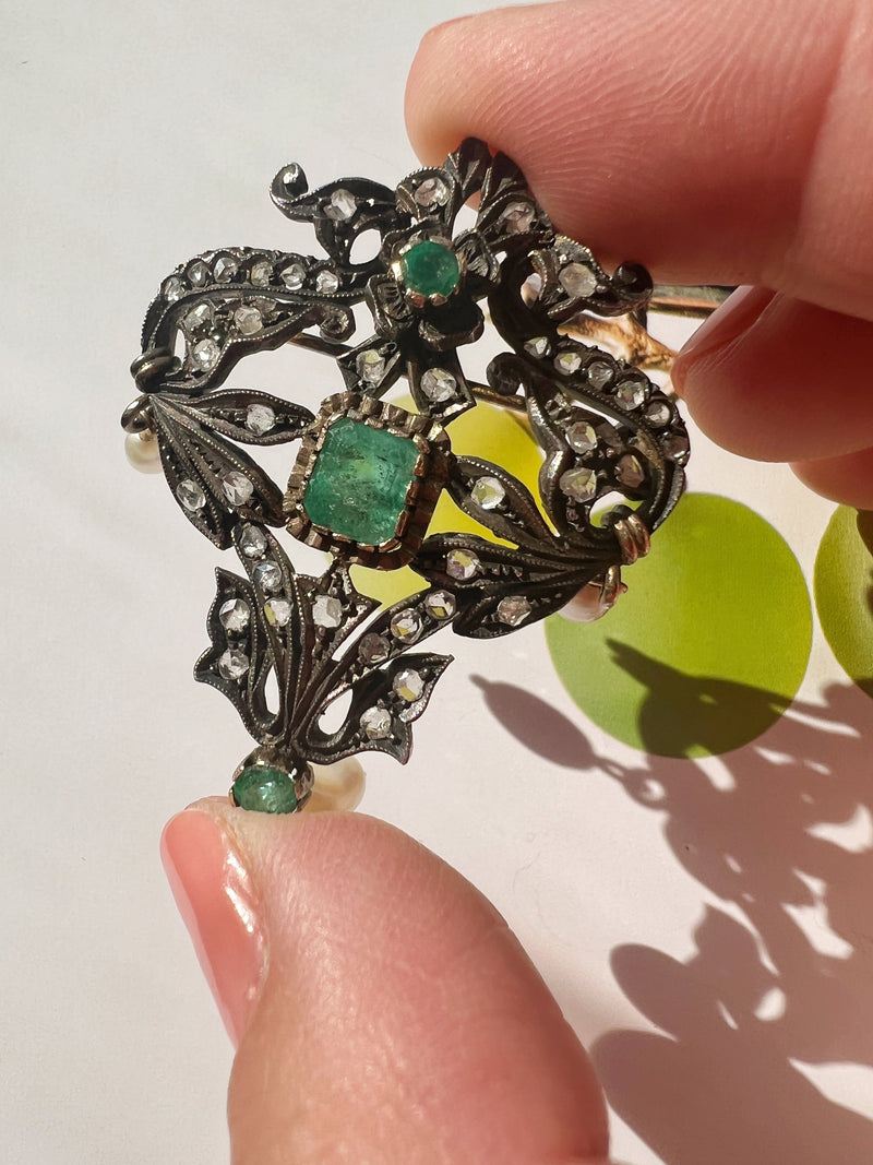 Vintage Brooch with Emeralds & Diamantés