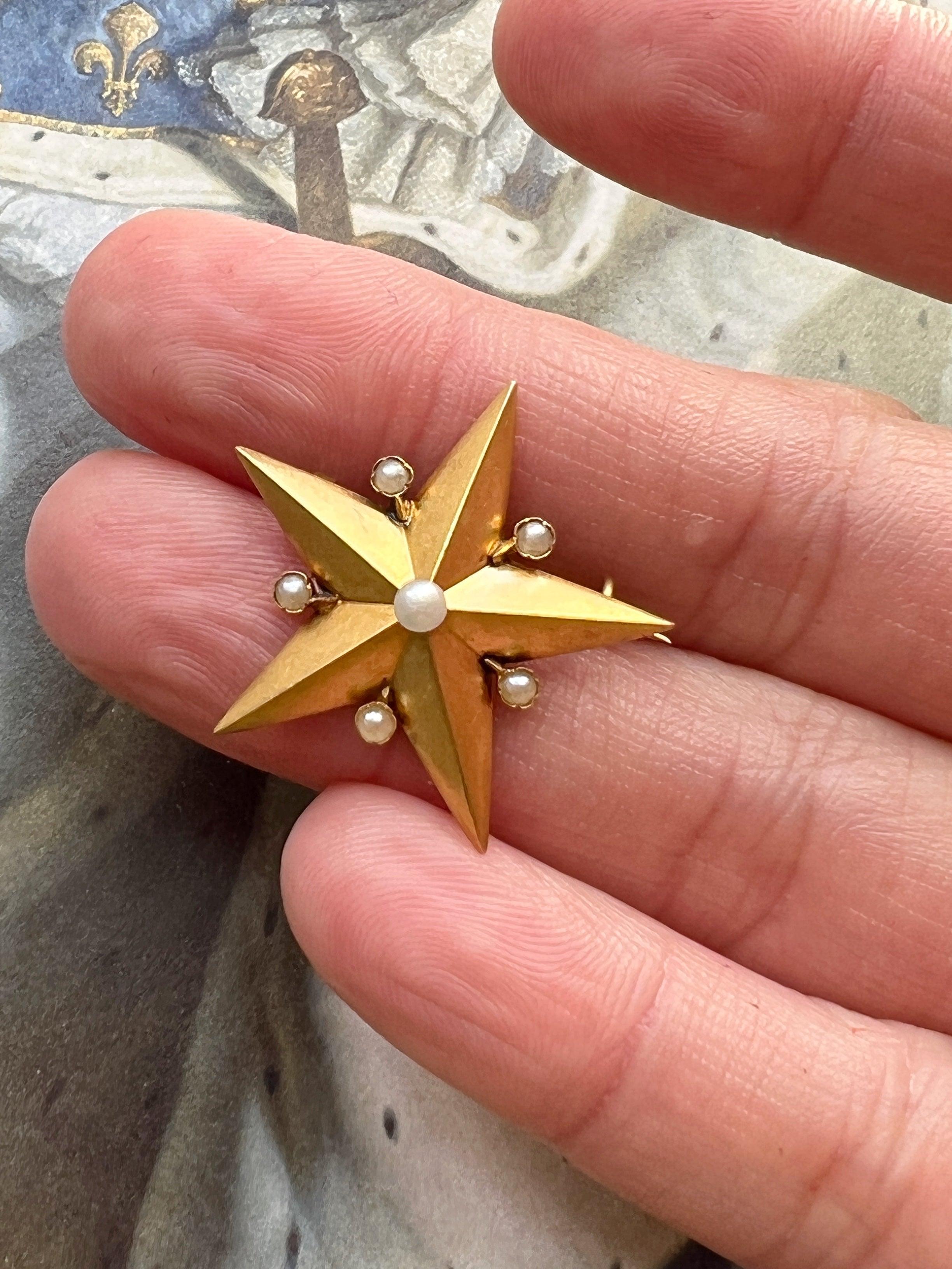 Victorian 18K gold Pearl Star Brooch - Curiously timeless